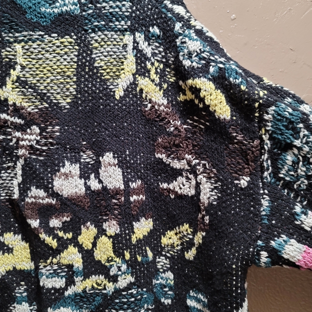 Multicolor Women's Sweater - Picture 9 of 10